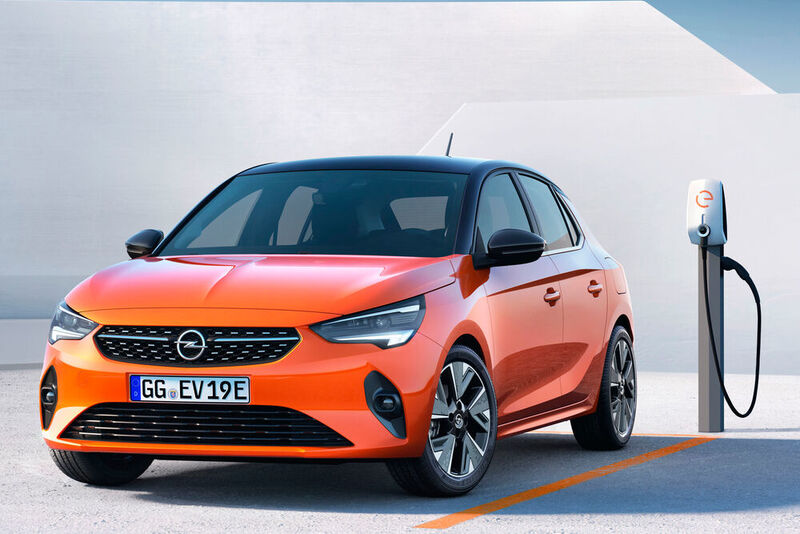 Das elektrische Modell startet bei rund 30.000 Euro. (Opel)