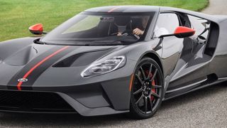 Der neue Ford GT "Carbon" soll 18 Kilogramm leichter sein. (Ford)