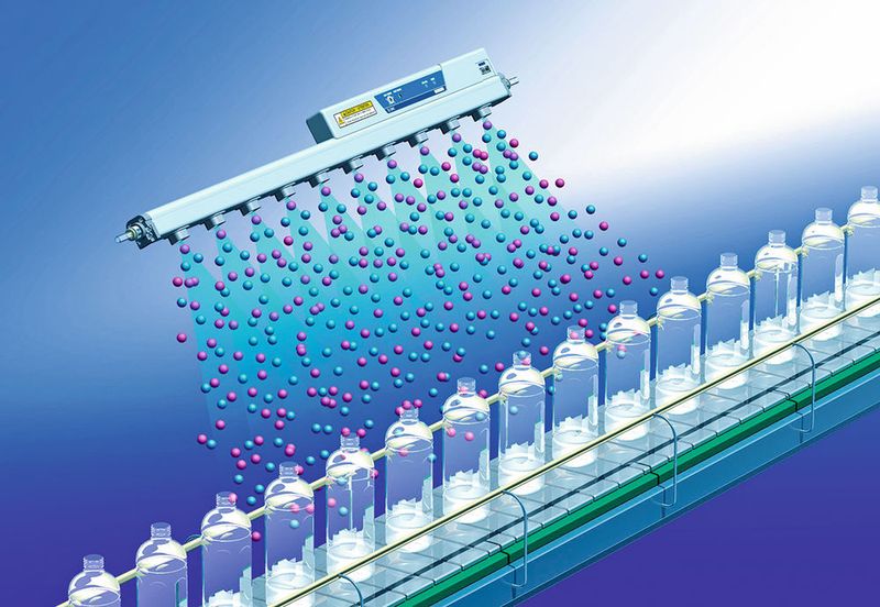 SMC-Ionisierer funktionieren nach dem Korona-Prinzip. Das heisst, eine Elektroden-Nadel wird entweder positiv oder negativ geladen und gibt entsprechend geladene Ionen ab. (SMC)