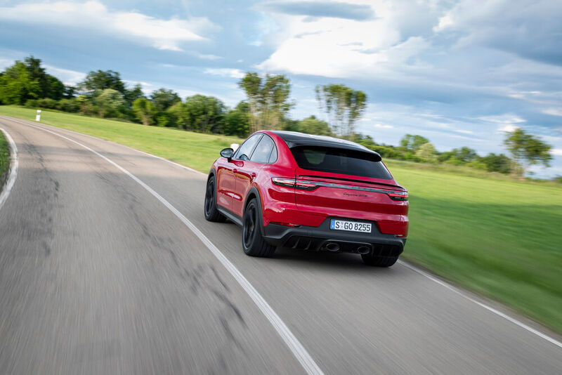 Damit bekommt das neue GTS-Modell 20 PS mehr und leistet nun 338 kW/460 PS. (Porsche)
