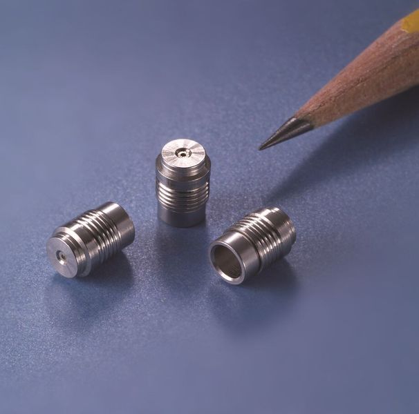 Standard-Industrieblenden in verschiedenen Bauformen und Größen. (Bild: Lee)