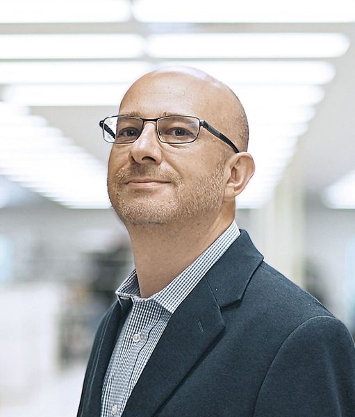 David Holmes, directeur général d'Aerotech Inc. : « Avec l'agrandissement de notre site de Fürth, nous investissons spécifiquement dans la croissance, la proximité avec nos clients et la flexibilité opérationnelle. »  (Source : Aerotech Ltd.)