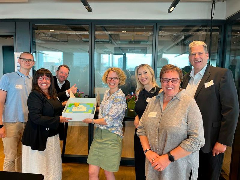 Ein Torten-Gruß von Rottländer Business IT zum 10. Partnertag. (Bild: C & P Capeletti & Perl)