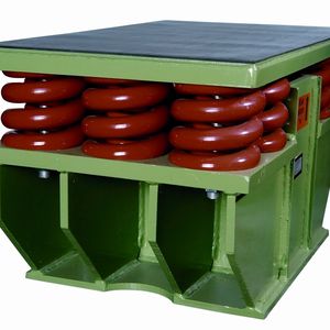 Bild 2: Federlager der Baureihe PWG für die Unterflur-Anordnung mit integrierter viskoser Sicherheitsdämpfung, Tragfähigkeit 2500 kN.Bild: KTI-Schwingungstechnik GmbH