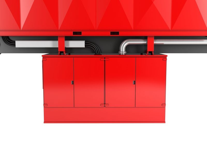Konecranes-Antriebsoptionen für RTG sind modular. Die Umrüstung kann unter dem Kragdach des Generatorsatzes erfolgen, während die Modifikationen an den elektrischen Systemen im darüber befindlichen Elektrohaus vorgenommen werden. (Bild: Konecranes)