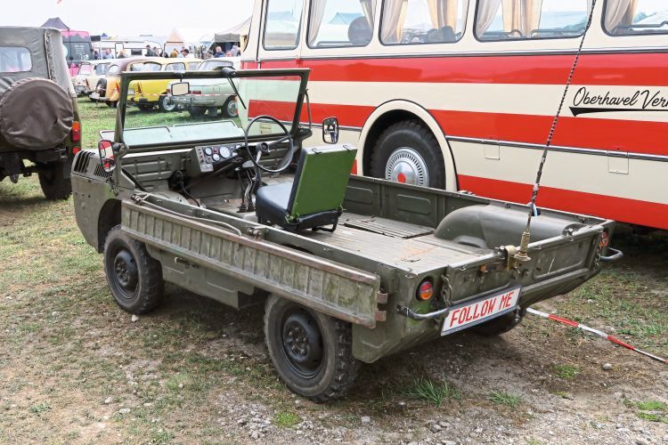 Beim V4 in allen Saporoshez-Baureihen, im Geländewagen LUAZ 969M und im Amphibienfahrzeug LUAZ 967M (im Bild) wechselt die Zylindernummerierung zwischen den Zylinderbänken. (Bild: Peter Diehl)