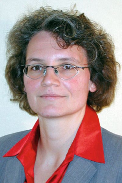 Dr.-Ing. Barbara Zeidler-Fandrich sieht insbesondere chemische Speicher noch im Bereich der Grundlagenforschung. (Bild: Fraunhofer Umsicht)