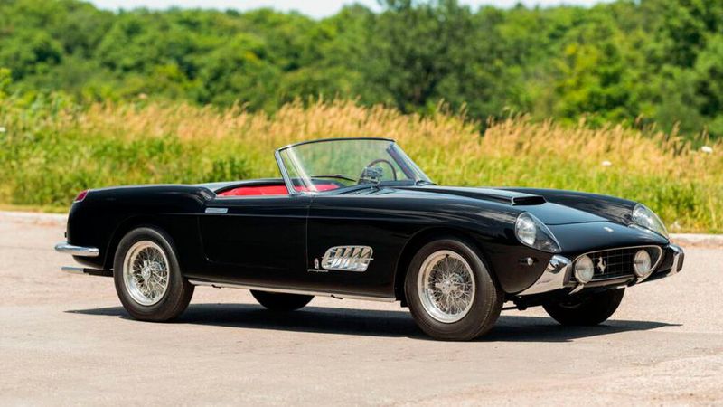 Das 1958 Ferrari 250 GT Cabriolet erzielte 6.825.000 Dollar.  (Bild: Classic Analytics)