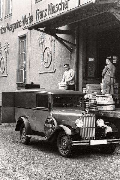 Doch auch Nutzfahrzeuge wie den W10/ IV Lieferwagen mit 1,5 Liter-Vierzylindermotor mit 30 PS umfasste das Angebot. (Bild: Audi)