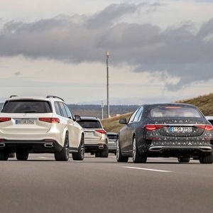 Weltweit erste international gültige Genehmigung für ein Level-3-System (Mercedes-Benz)