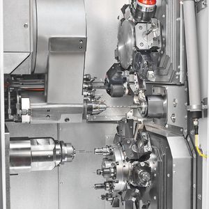 Haupt- und Gegenspindel der TNL20 sind baugleich als flüssigkeitsgekühlte Einschub-­Motorspindeln ausgeführt.