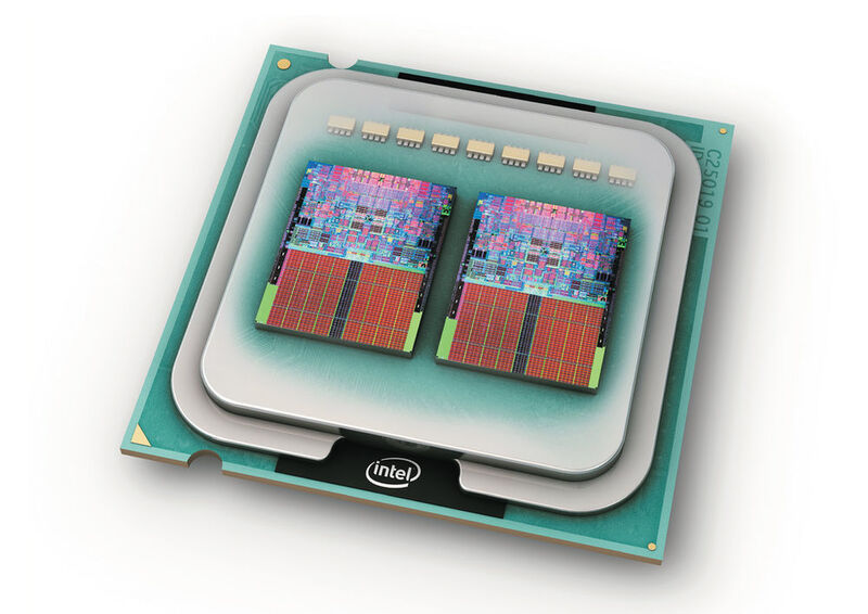 Der Vierkernprozessor Core 2 Quad bestand im Prinzip aus zwei Dualcore-Kernen in einem gemeinsamen Prozessorgehäuse. (Intel)