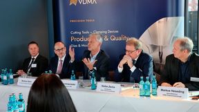 Pressekonferenz des VDMA Präzisionswerkzeuge in der Frankfurter Botschaft. Obwohl die Branche 2025 statt des erwarteten leichten Produktionsrückgangs ein deutliches Minus von rund 7 Prozent verzeichnen musste, bleiben die Unternehmen optimistisch.   (Bild: Maschinenmarkt/rw)