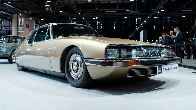 Die Rückbesinnung auf Klassiker der Automobilgeschichte gehört zu einer Messe heutzutage einfach dazu. (Bild: GIMS)