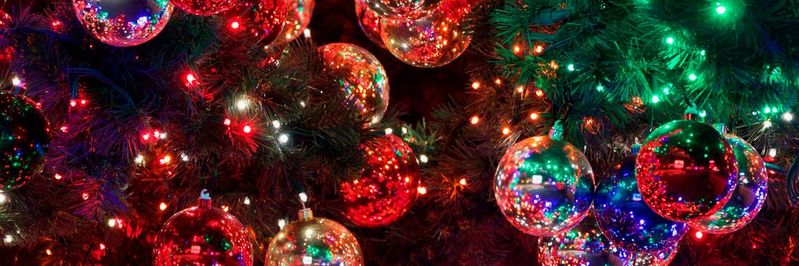 Arbeitgeber sind in der Regel nicht verpflichtet, eine Weihnachtsfeier auszurichten. Umgekehrt müssen Mitarbeiter auch nicht zwingend daran teilnehmen.(Bild:  gemeinfrei / Unsplash)