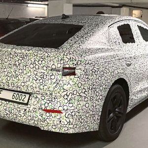 Skoda präsentiert es aber schon fleißig den Motorjournalisten, etwa bei einer Fahrveranstaltung am Rande der IAA in München.(Bild:  Grimm/»kfz-betrieb«)