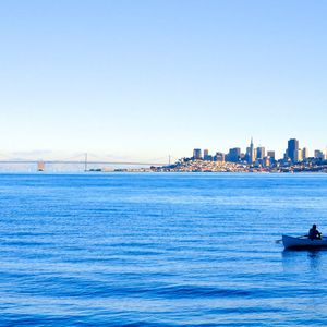 Ebenfalls 75 Stunden standen Autofahrer 2015 in San Francisco im Stau.(Foto:  Pixabay / CC0)