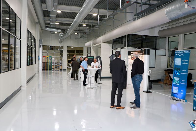 In den heiligen Hallen von Horn. (Sonnenberg)