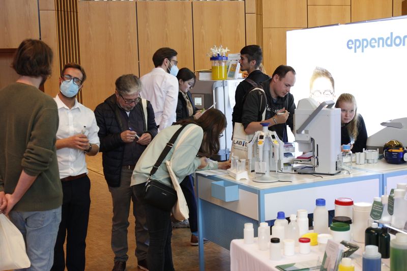 Im Laufe des Tages kamen rund 130 Besucher auf die Messe.     Mehr Infos zu den kommenden LAB-SUPPLY-Messen finden Sie auf www.lab-supply.info.  (LABORPRAXIS, C. Lüttmann)