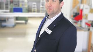 Matthias Dorsch betreut als Betriebstechniker eine Vielzahl von Shows und Messen auf dem Gelände. (Deutsche Messe)