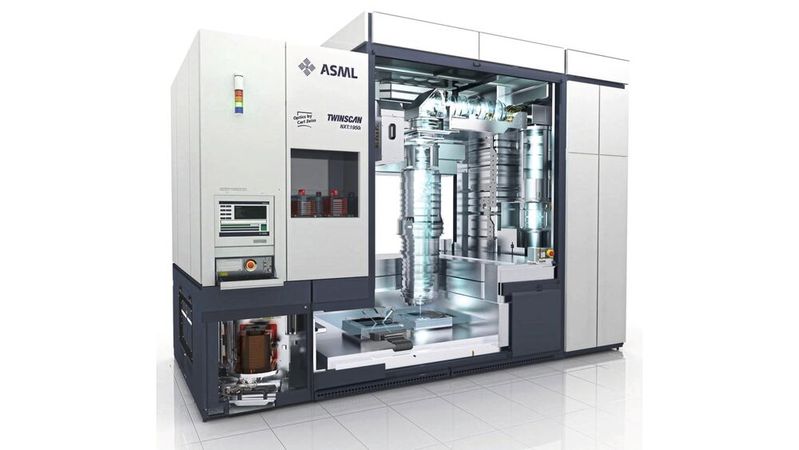 A Twinscan NXT:1950i lithography machine from ASML. According to Chinese media reports, the Chinese company Shanghai Yuliansheng plans to deliver six self-developed DUV lithography machines by the end of 2026, which are said to be technologically comparable to the system from the Dutch equipment manufacturer introduced in 2008.(Image: ASML)