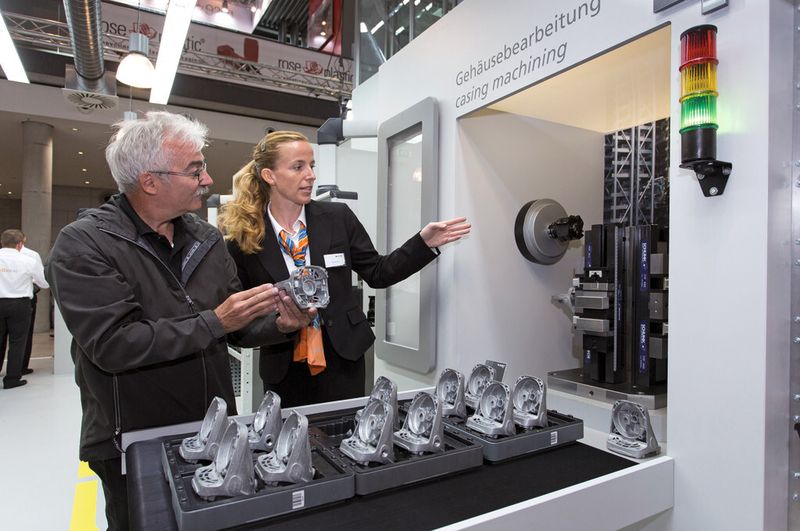 Rückblick auf die AMB 2012: Bohrer und Gehäusebearbeitung am Stand des Werkzeugherstellers. (Bild: Messe Stuttgart)