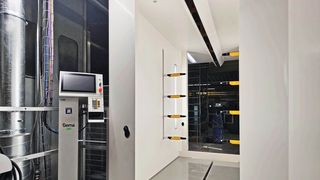 Umweltfreundliche Pulverbeschichtungsanlage für gezielte Spannungsableitung. (Bild: Krieg)