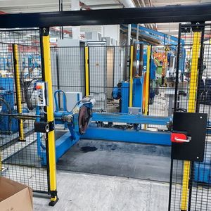 Mit einem „All-in-One“-Dienstleistungspaket hat Euchner Safety Services eine rund 30 Jahre alte Korbverseilmaschine des Stuttgarter Kabelherstellers Lapp runderneuert.