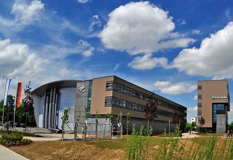 Das Gebäude des DLR-ZLP in Augsburg. (Bild: DLR)