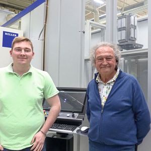 Patrick und Dieter Heppler: „Wir suchen Präzision, dafür brauchen wir stabile Maschinen. Mit den H 2000 erreichen wir konstant, ohne optionale Erweiterungen, zwei hundertstel Millimeter.“(Bild:  Heller)