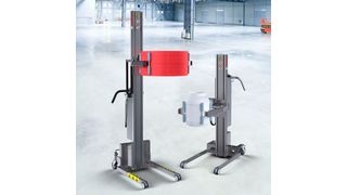 Das Greifwerkzeug QC3 ermöglicht die sichere Handhabung von Packmitteln bis 60 kg. Es ist mit den mobilen Industrie-Hebeliften Impact 130-3 (links) oder Inox 90-3 (rechts) kombinierbar. (Bild: Hovmand )