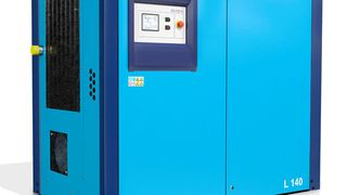 Die L140 ist mit einem energieeffizienten IE3-Elektromotor ausgestattet und optional mit IE4-Motor verfügbar. (Bild: Compair)