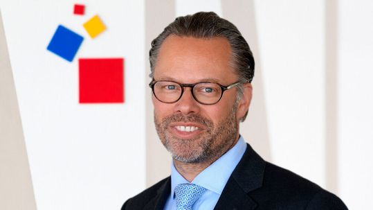 Olaf Mußhoff, Director Automechanika Frankfurt: „Ich freue mich schon jetzt auf viele spannende Vorträge und Diskussionen bei der Automechanika Academy, an denen Besucher vor Ort aber auch via Live-Stream im Web teilnehmen können.“ (Bild:  Messe Frankfurt)