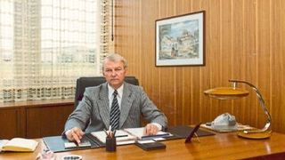 Joseph Egger, Gründer Jesa SA und Patron alter Schule, verstarb anfang Mai 93-jährig. Das Bild stammt aus dem Jahr 1977. (JESA)