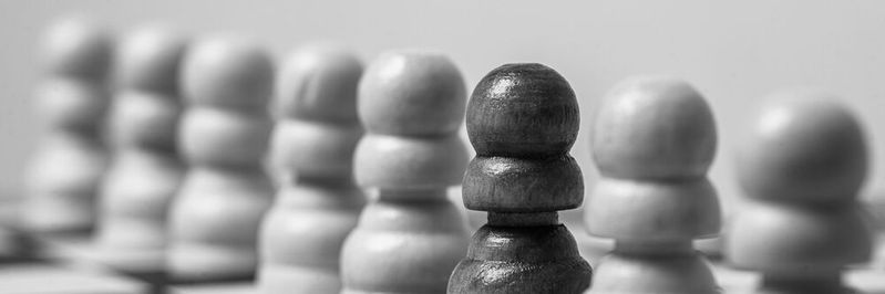 In Zeiten, in denen der persönliche Kontakt durch Beschränkungen nur reduziert stattfinden kann, sind Unternehmen gefordert, die Kommunikation zu Interessenten und Kunden aufrecht zu halten und zu personalisieren. In Zeiten, in denen der persönliche Kontakt durch Beschränkungen nur reduziert stattfinden kann, sind Unternehmen gefordert, die Kommunikation zu Interessenten und Kunden aufrecht zu halten und zu personalisieren.
