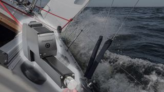 Wenn Sprüh- und Spritzwasser an Bord eines Schiffes gelangt, sind elektromechanische Linearaktuatoren wie der Thomson Electrak XD eine geeignete Lösung. (Bild: Thomson Industries)