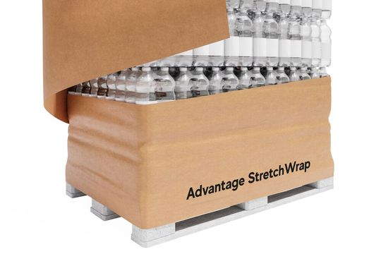 Will herkömmliche Kunststoff-Stretchfolie ersetzen und dabei Gutes für die Umwelt tun: Mondis neuartige Palettenverpackung „Advantage StretchWrap“.(Bild:  Mondi)