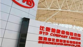 Der chinesische Autohersteller BYD begibt sich mit Blick auf den deutschen Markt auf einen schärferen Preiskampf, was den Verkauf von Plug-In-Hybriden angeht ... (Bild: BYD)