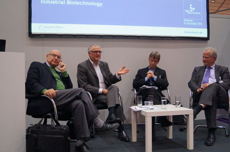 Panel discussion on bioeconomy at Biotechnica 2013: From left Dr. Christian Patermann (European Comission and DG Research), Jan Buch Andersen (Arctic Zymes), Edward Green (Green Biologics) and Jörg Riesmeier (Direvo). (Picture: LABORPRAXIS)