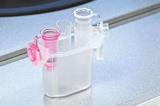 Rotor Adapter aus massenbilanziertem biobasiertem Kunststoff, entwickelt von Pöppelmann FAMAC® und QIAGEN(Bild:  Pöppelmann GmbH & Co. KG)