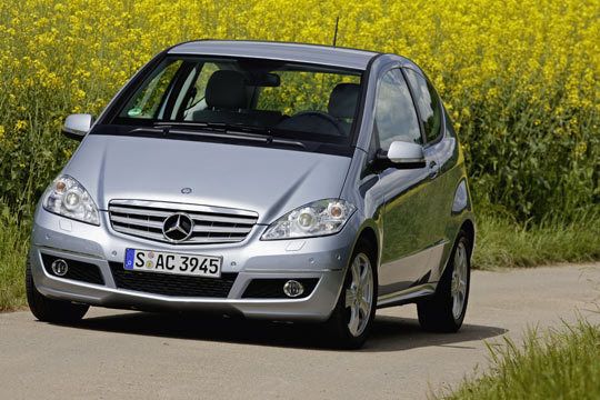 Die A-Klasse ist weiterhin nicht das richtige Einsteigermodell für Aufsteiger. Zu hausbacken und bieder kommt das Fahrzeug daher. (Archiv: Vogel Business Media)