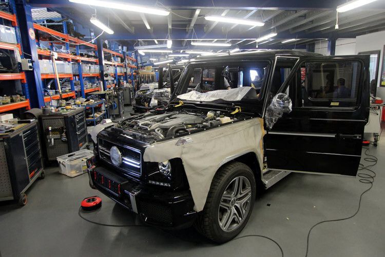 Der Anbieter baut hauptsächlich Geländewagen vom Typ Mercedes G-Klasse und Toyota Land Cruiser 200 um. (Foto: Grundhoff)