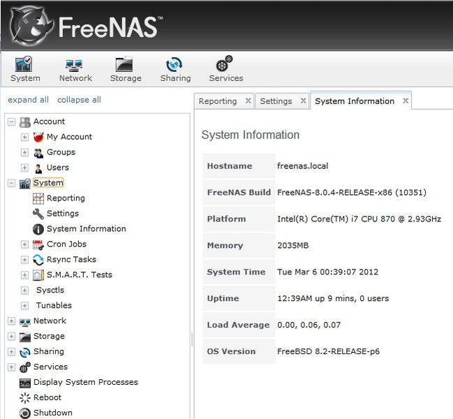 FreeNAS verwendet standardmäßig DHCP um eine IP-Adresse abzurufen. Um das zu ändern, wählen Administratoren in der Konsole den Punkt 1 „Configure Network Interfaces“. Ist die Konfiguration abgeschlossen, lässt sich FreeNAS über das Webinterface erreichen. Das Interface rufen Administratoren mit der Adresse „http://“ auf. (Bild: Th. Joos)
