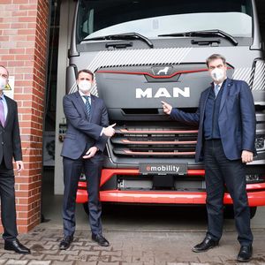 Auch bei MAN setzt man auf Batterien.(Bild:  MAN)