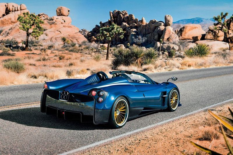 Nur 1.280 Kilogramm soll der offene V12-Renner auf die Waage bringen. (Pagani)