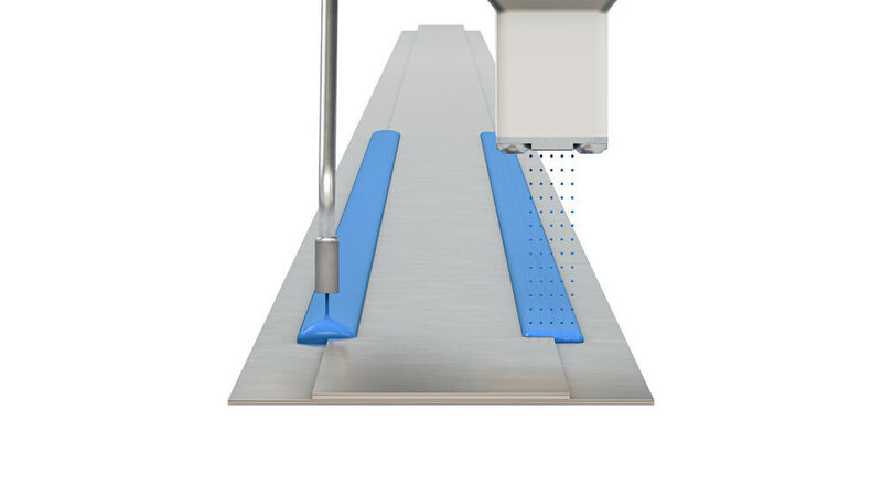 Der Applikationsabstand kann jetzt zwischen 3 und 80 mm betragen (rechts) – ein Vorteil im Vergleich zu den bisherigen Applikationsverfahren von PVC-Dichtsystemen. (Atlas Copco)