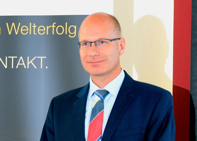 Frank Mühlon: „Um die notwendige Flexibilität wirtschaftlich und prozesssicher zu erreichen, haben wir eine automatische Fertigung mit möglichst geringem Rüstaufwand konzipiert.“ (Stefanie Michel)