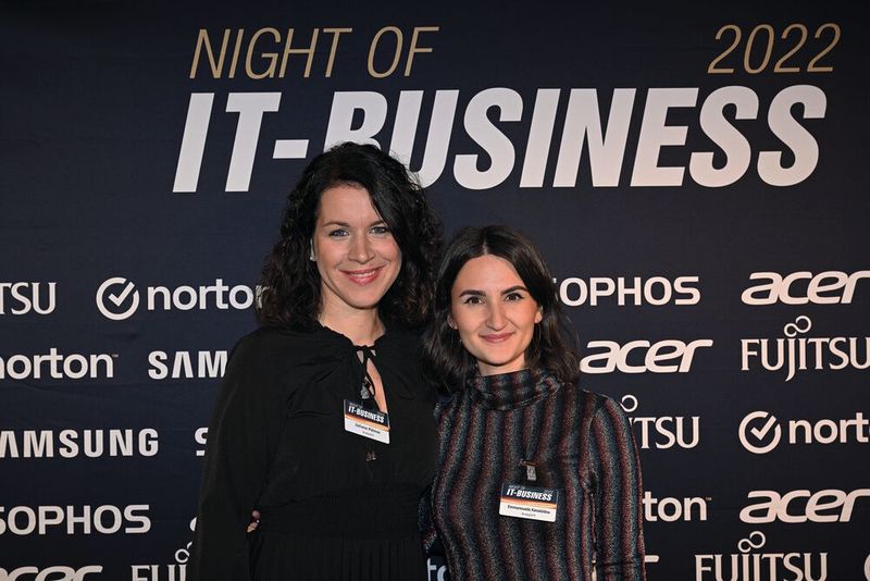 Juliane Pälmer (l.) und Emmanouela Kanakidou (Avepoint) (Bild: Hannes Magerstädt)