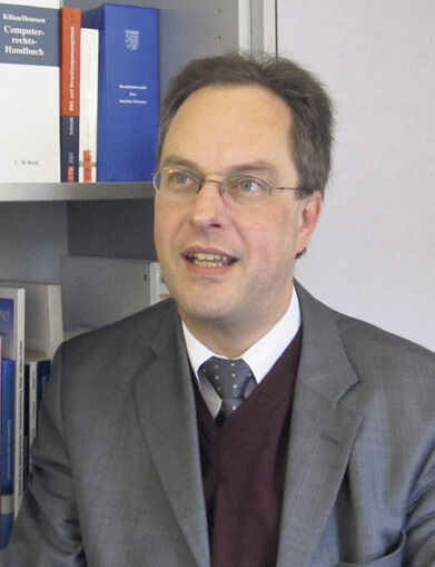 Dr. Ralf Köbler ist Abteilungsleiter für IT und Modernisierung, Justiz-Controlling, Organisation und Liegenschaften im Hessischen Ministerium der Justiz, für Integration und Europa (Archiv: Vogel Business Media)