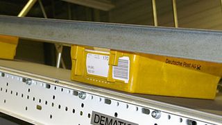 Die Förder- und Steuerungstechnik der 16 größten deutschen Briefzentren werden bis zum Jahr 2012 vom Offenbacher Intralogistik-Spezialist Dematic modernisiert. Bild: Dematic (Archiv: Vogel Business Media)